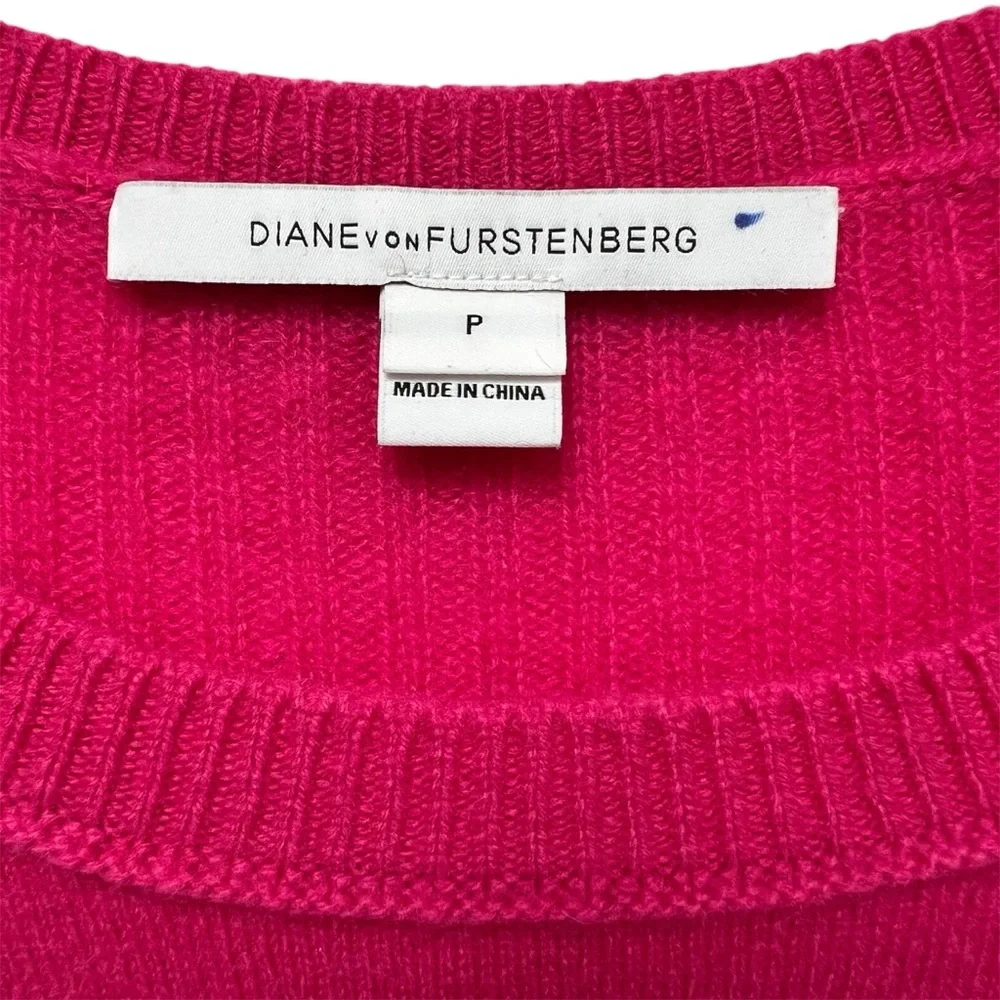 DVF 100% Cashmere Hot Flamingo Pink Sweather Sz Petite Hi-Low Barbie Doll‎